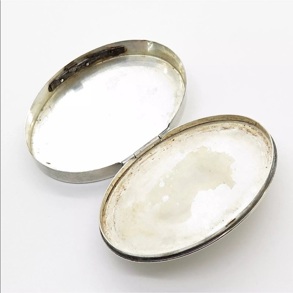 Mary Dunhill Vintage Compact/ Pill Box - Picture 4 of 6